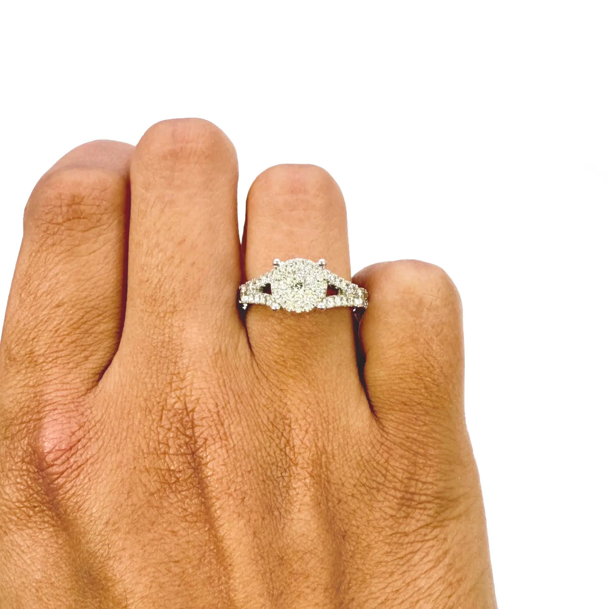 18ct White Gold Natural Round Diamond Cluster Split Shank Ring 1.00ct Diamond Ring