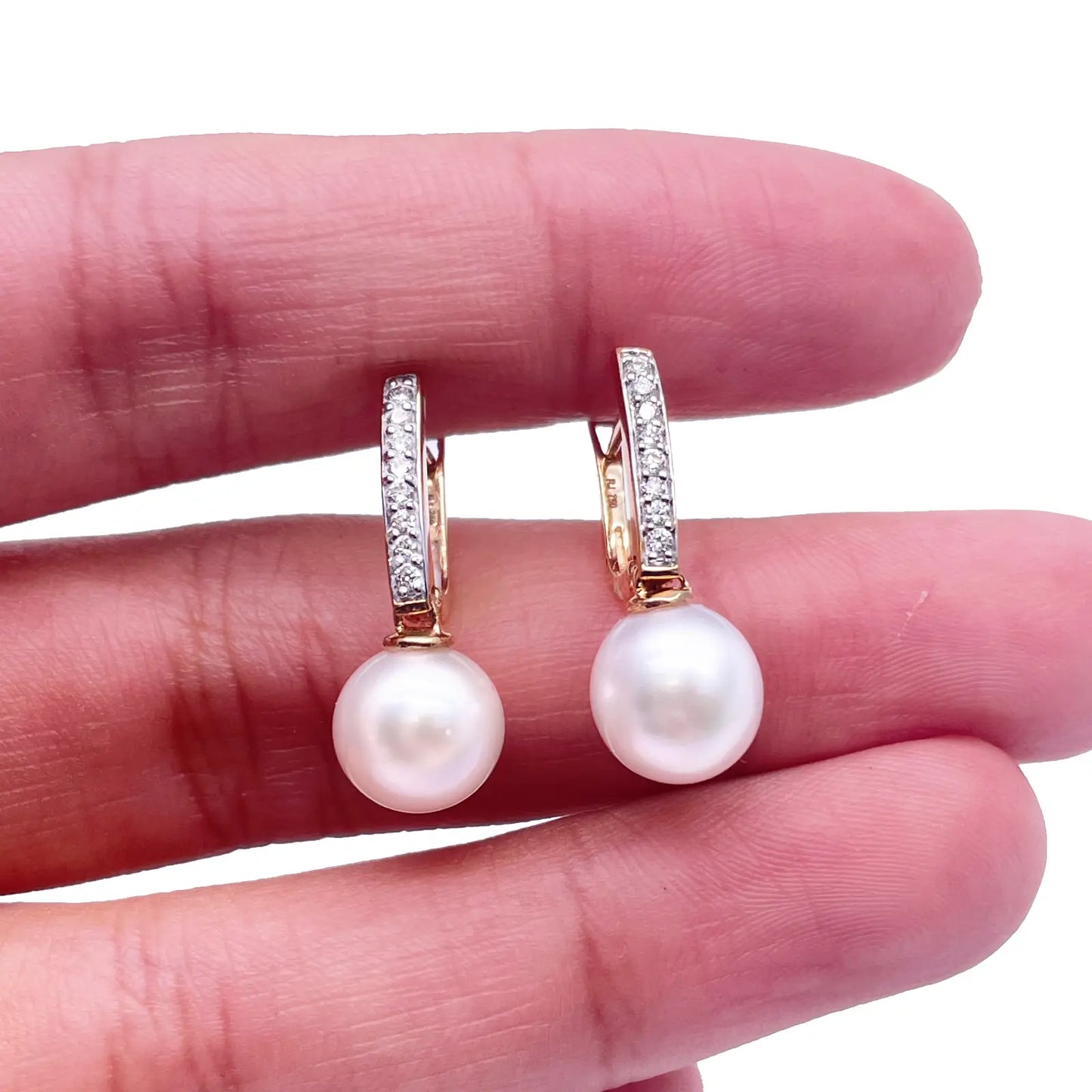 18ct Yellow Gold Freshwater Pearl & Diamonds Drop Hoop Huggie Earrings 0.10ct Gold earring