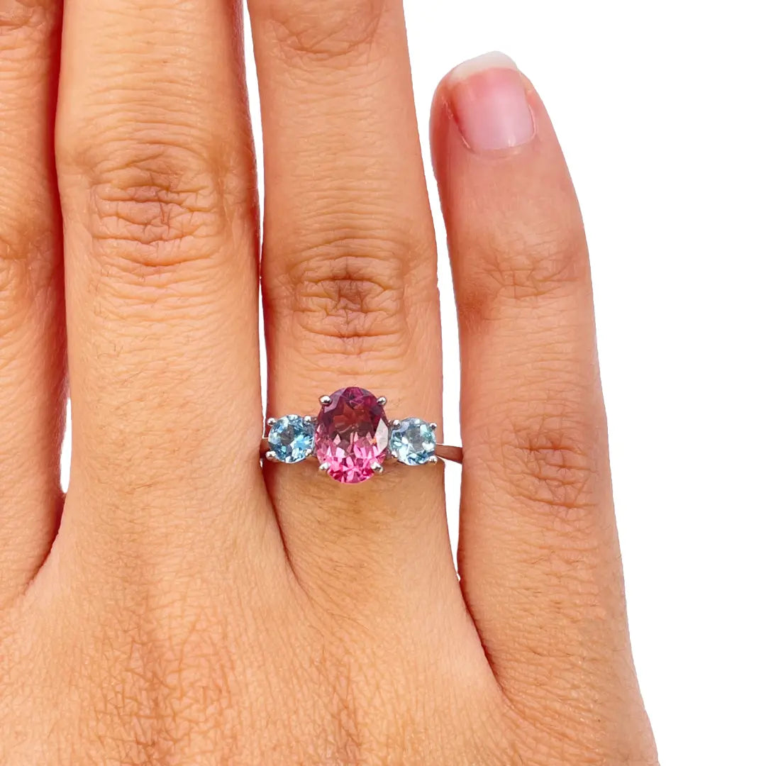 18ct White Gold Oval Pink Tourmaline & Aquamarine Trilogy Ring 1.60ct  Diamond Bracelets
