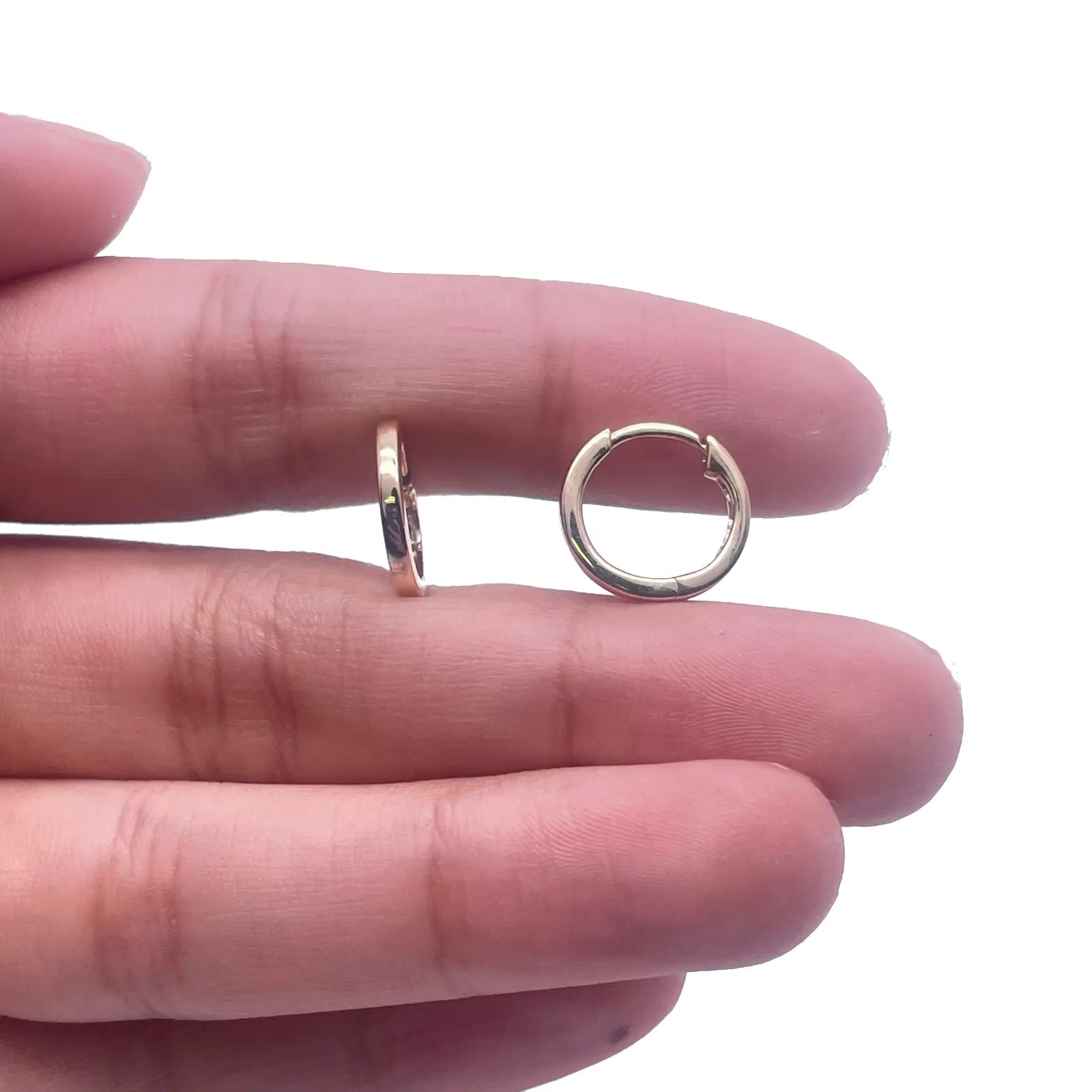 18ct Yellow Gold Pair Of Hoop Huggie Earrings 10mm Diameter  Gold earring