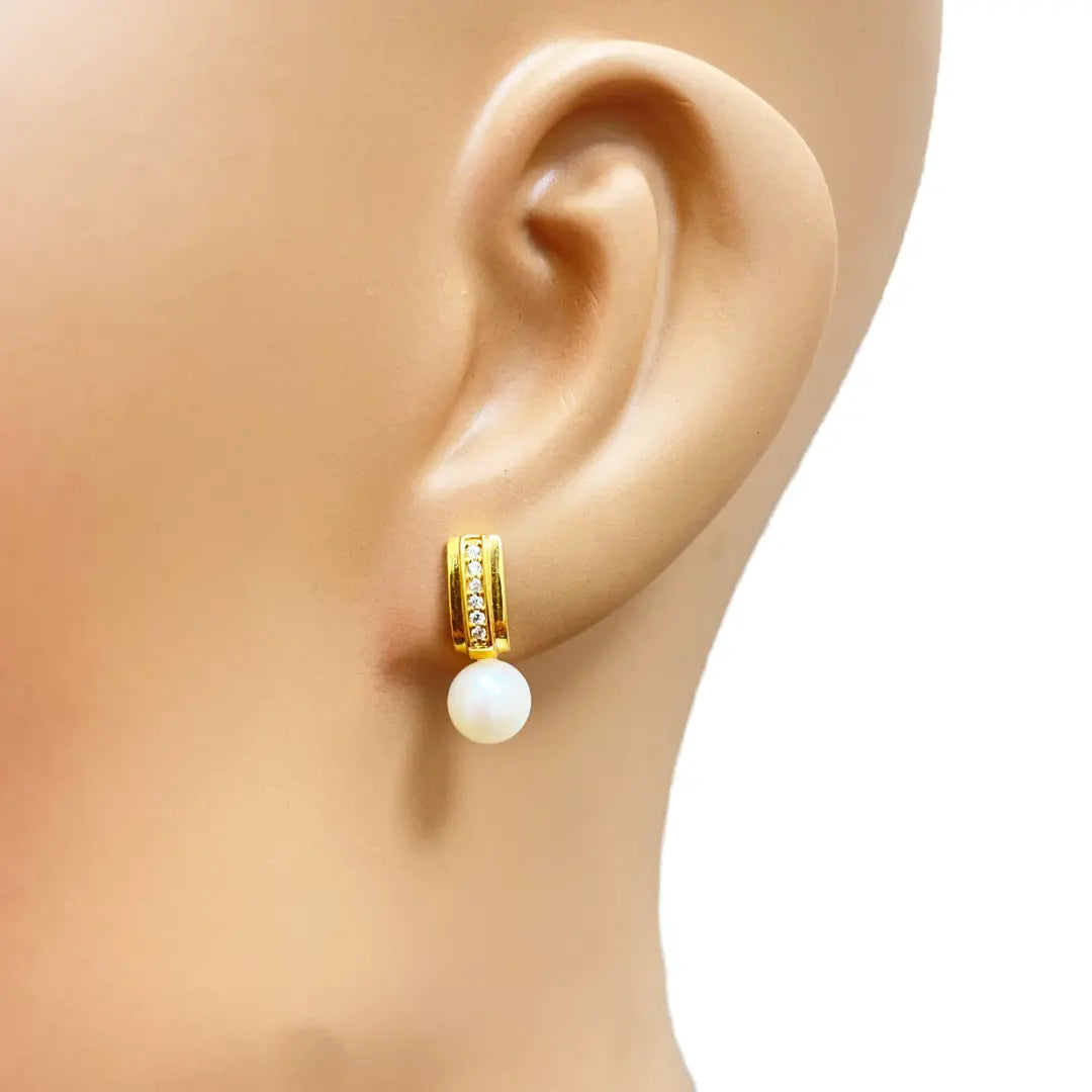 22ct Yellow Gold Freshwater Pearls Drop Stud Earrings 15.5mm Length  Gold earring