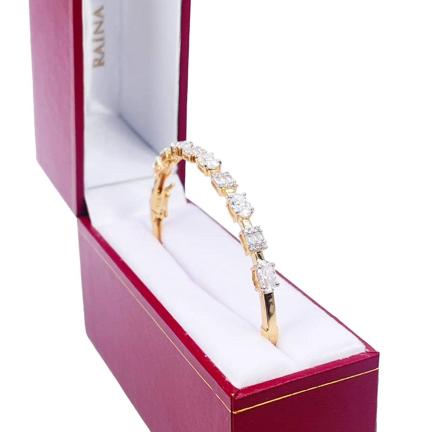 22ct Yellow Gold Ladies Beautiful Sparkly Cubic Zirconia Oval Bangle Bracelet Diameter 2.2inch 