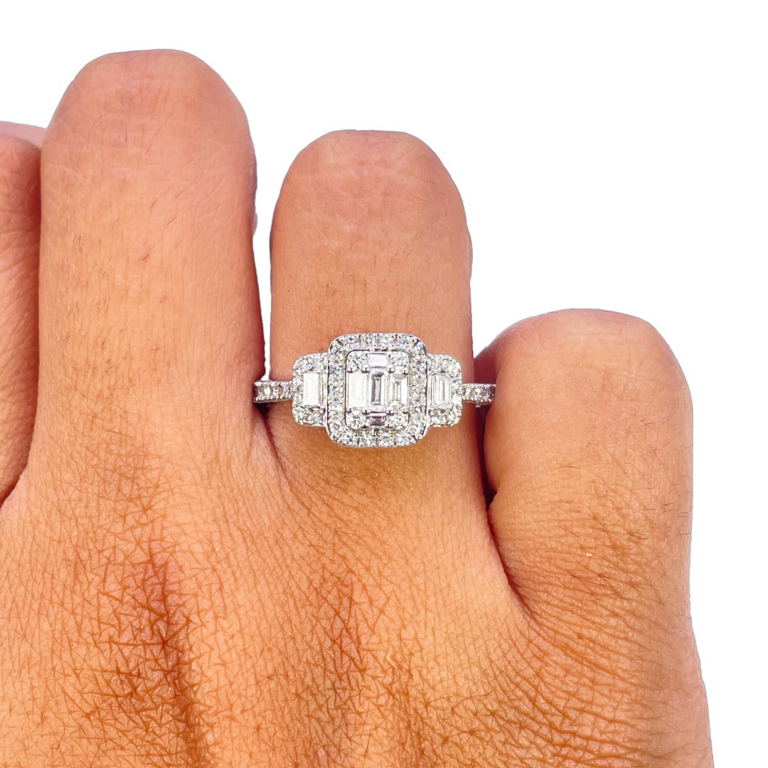 18ct White Gold Cushion Round Diamond & Baguette Ring 0.50ct