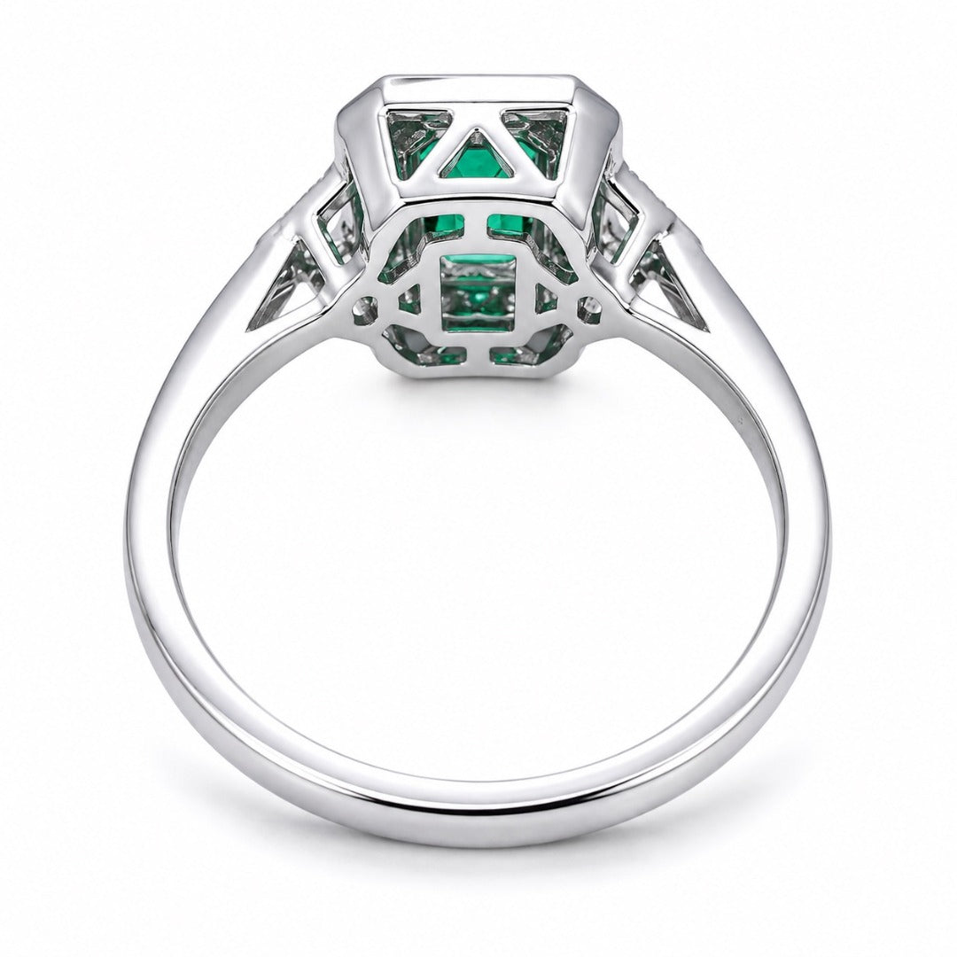 18ct Gold Natural Emerald Diamond Ring Round & Emerald Cut 0.80ct