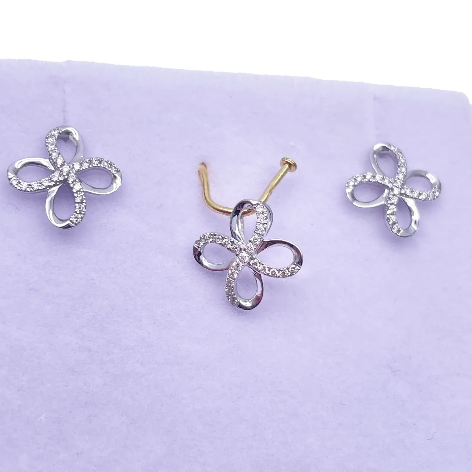 18ct White Gold Swirl Infinity Diamond Earrings & Matching Pendant 0.17ct 